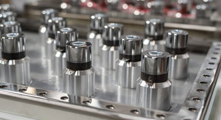 Ultrasonic cleaning machine